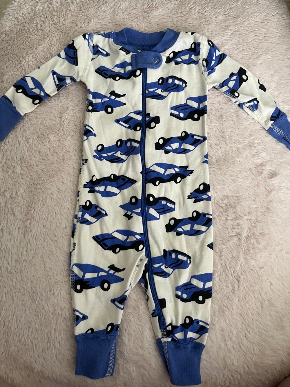 Hanna Andersson Blue and Black Car Print Kids One-Piece Footie